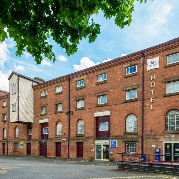 go2 Burton upon Trent Central Hotel、バートン・アポン・トレントのホテル