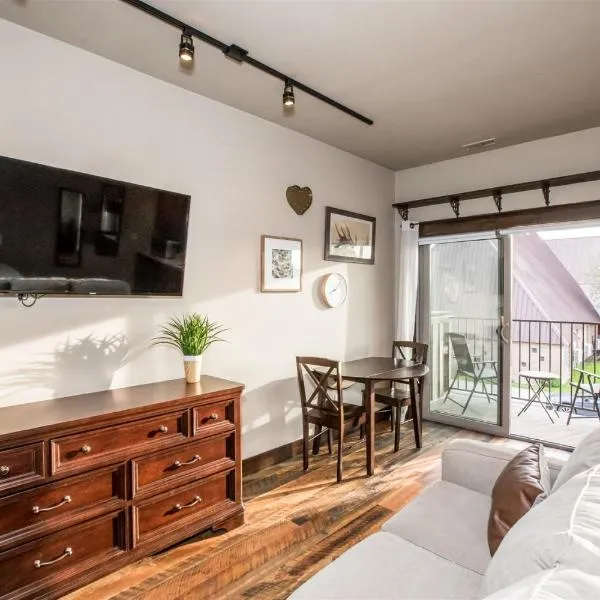 Cana Loft 203, hotel in Whitefish