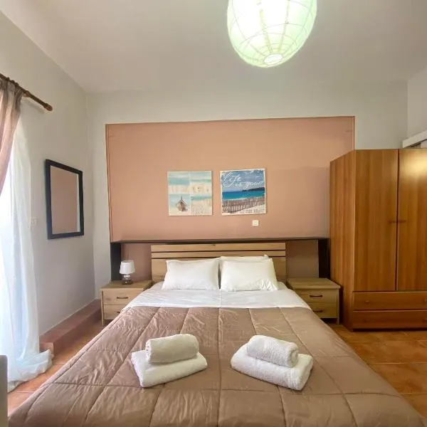 Στουντιο στην Κιρρα, hotel v destinaci Kírra