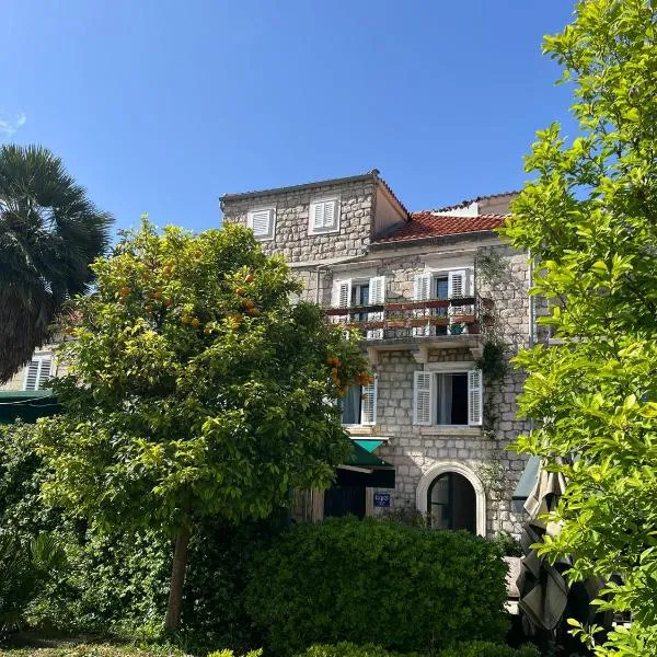 Main Street Apartment, hotel v destinaci Ston