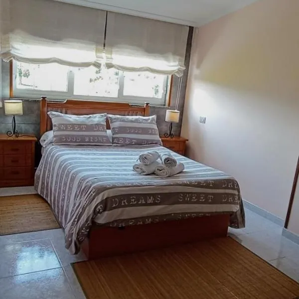 Apartamento en las afueras, hotel en Ribadeo