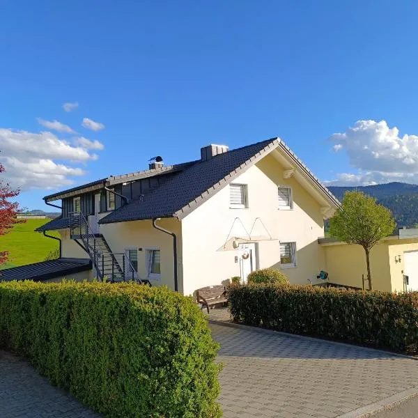 Ferienwohnung Bauer, hotel in Lam