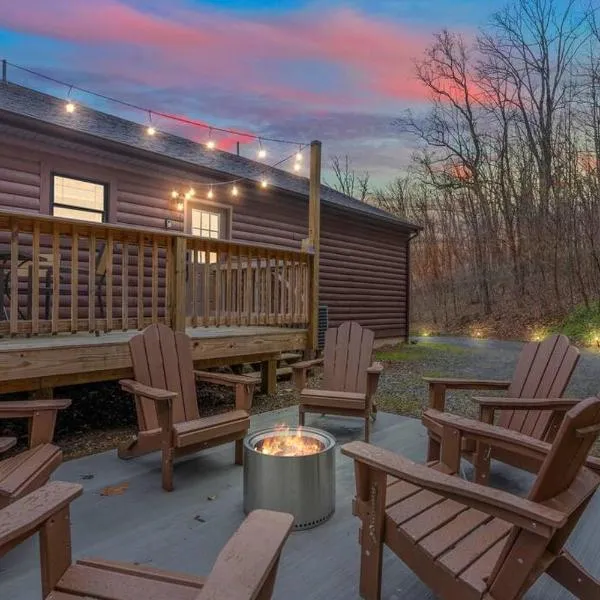 Mountain Views, Hot Tub, Firepit, dog friendly, EV connector, hotel in Stanley
