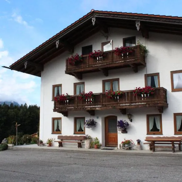 Ferienwohnung Hinterpommern - Chiemgaukarte, hotel en Inzell