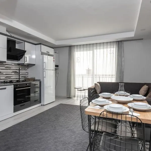 1-Kaleiçi ve Markantalya’ya yakın Büyük Ev, отель в Анталье