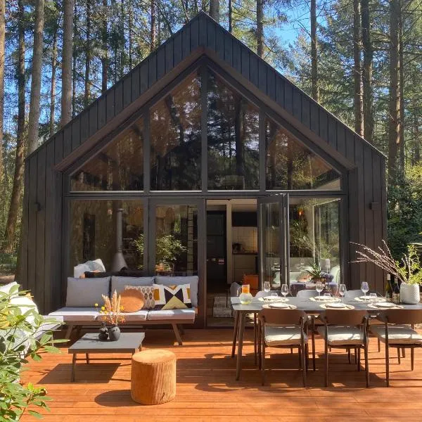 Fantastisch luxe boshuis I Onthaasten in de natuur، فندق في إمست