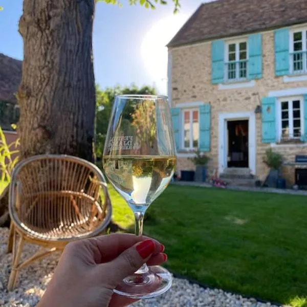 Mini maison bohème à 15min de Fontainebleau, hotel in Dammarie-lès-Lys