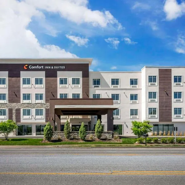 Comfort Inn & Suites, hotell i Clarksville