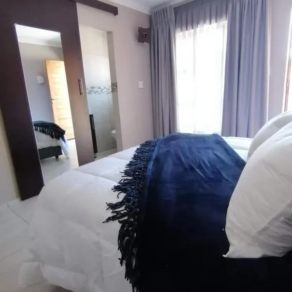 Lukhanya Guesthouse, hotel in Randfontein