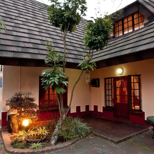Woodpecker Inn, hotel in Richards Bay