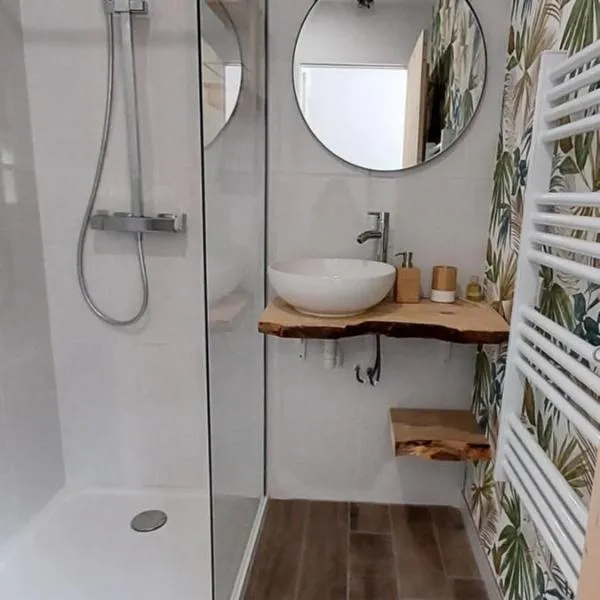 Chambres d'hôtes Un Eté Sans Fin à 50 m de la plage à Canet plage, hotel v destinácii Canet-en-Roussillon
