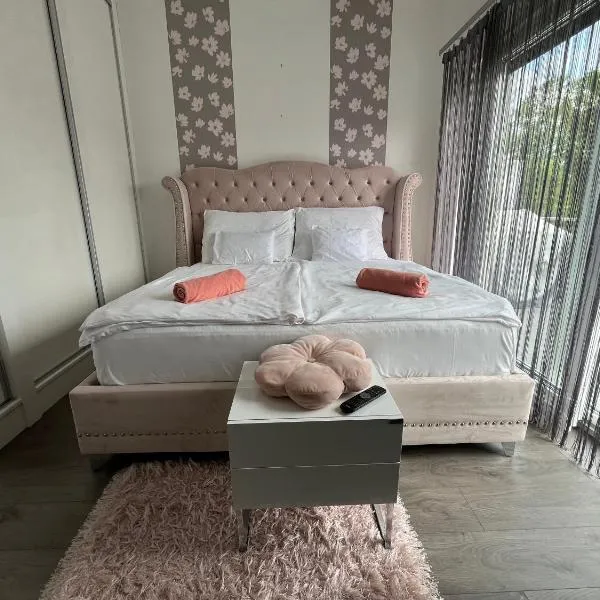 Smeraldo Penthouse Zamardi, hotel v destinaci Zamárdi