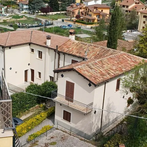 Il Roseto – hotel w mieście Coppito