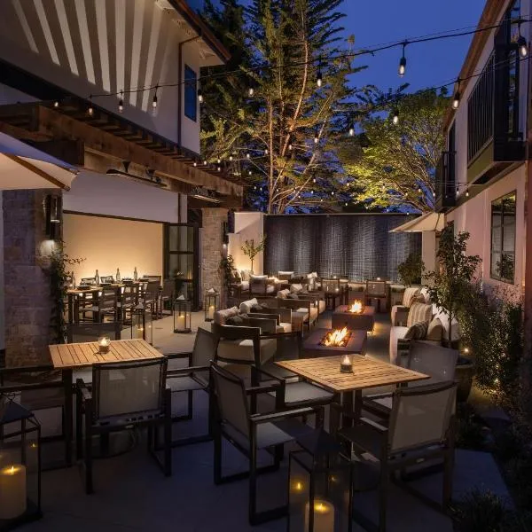 Stilwell Hotel, hotel v destinaci Carmel