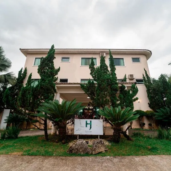 Hotel Joli, hotel in Pariquera-Açu