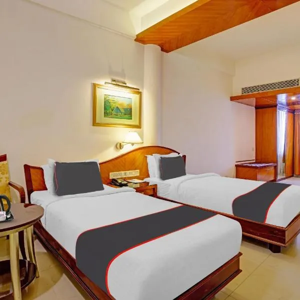 Hotel Indraprastha, hotel di Pālod