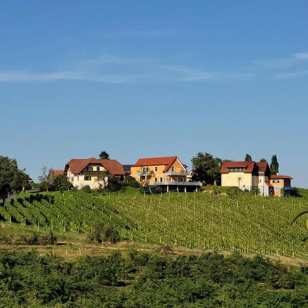 Weinhof Reichmann, hotel in Sankt Peter am Ottersbach