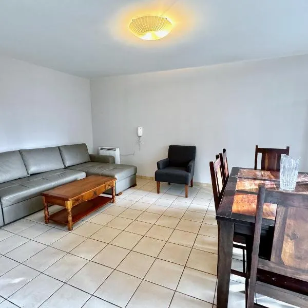 2 chambres - 20 min de Paris et Disney avec Terrasse et Parking, hotel v destinácii Champs-Sur-Marne