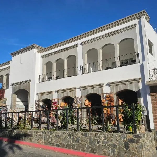 Espectacular Penthouse 3 frente al Hotel California, hotel din Todos Santos