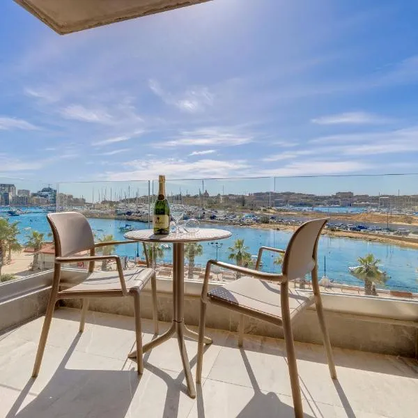 Idyllic Apartment Valletta and Harbour Views by Buena Vista, khách sạn ở Sliema