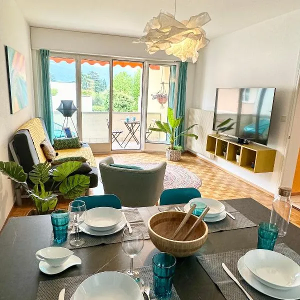 Spacious Apartment for Families and Small Groups!, hotel di Ascona