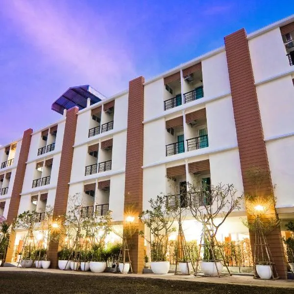 Boonsiri Boutique Hotel, hotell i Si Sa Ket