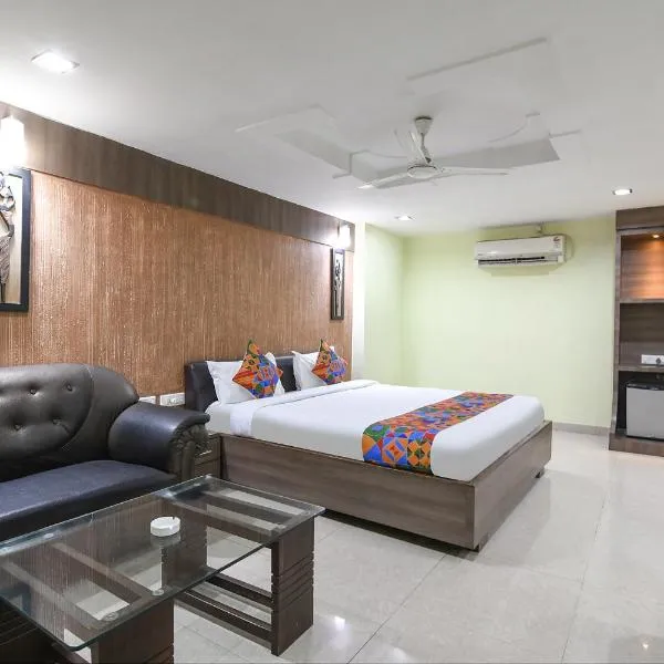 FabHotel Raj Residency II, hotel in Nagri