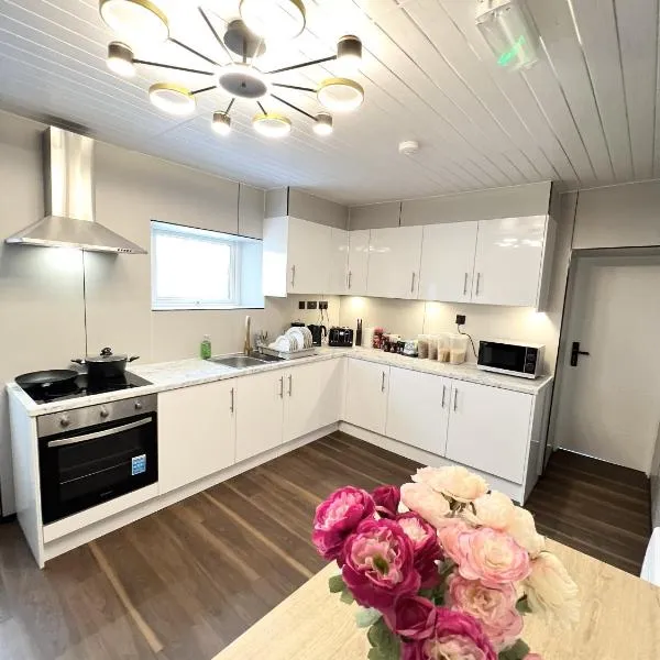 OYO Welsh Holiday Accommodation - Modern Stay, hotell sihtkohas Pembroke Dock