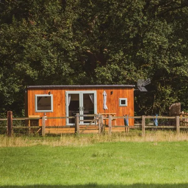 The hideaway at hiddenwood glamping, hotell sihtkohas Corsley