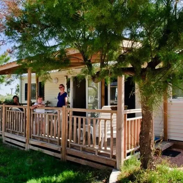 Camping Le Clos du Rhône, hotel v Saintes-Maries-de-la-Mer