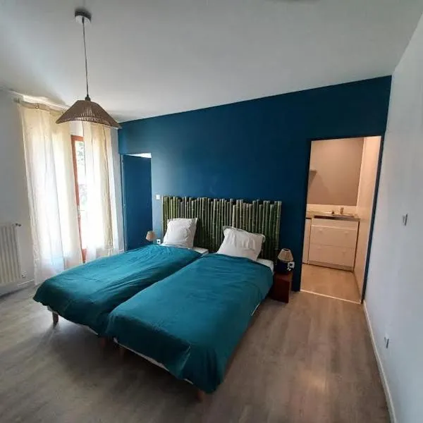 Gîte du Solnan, hotel v destinaci Villemotier