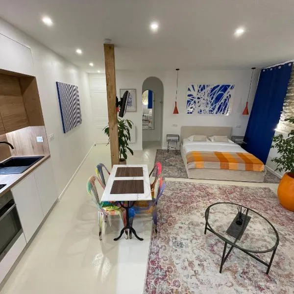 Studio 11 Bis, hotel in Vichy