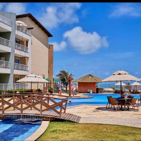 Apartamento Vista total do Mar uma cobertura a 400m do Beach Park no Porto das Dunas Aquiraz Condomínio Terramaris Piscina ampla Parque infantil Sauna Estacionamento privado - Foto 4