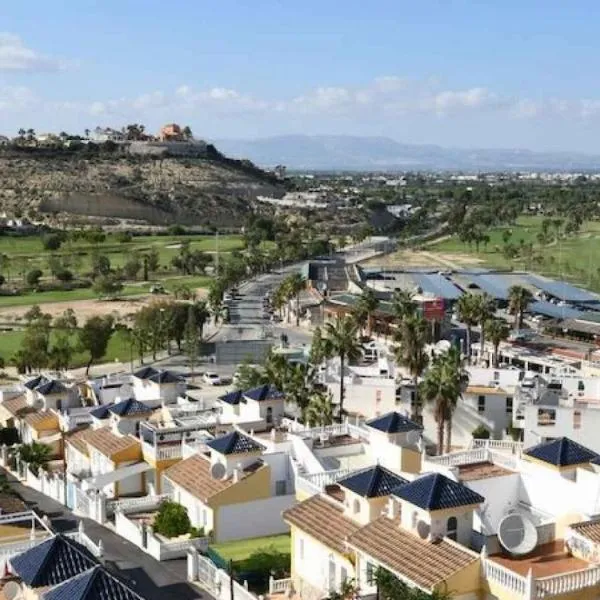 Family Home 5 pers con vista al Mar en Ciudad Quesada, khách sạn ở Ciudad Quesada