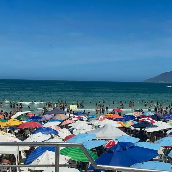 Apartamento em Cabo Frio na Praia do Forte a 100 metros, apto nº118