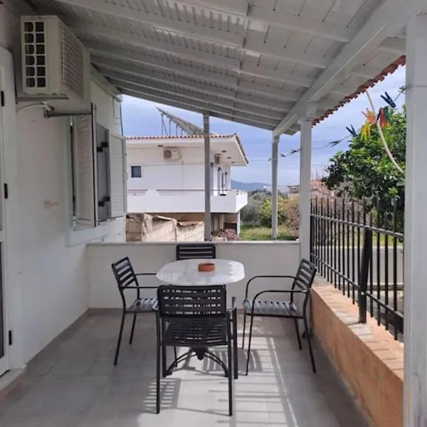 Flisvos Home Studio, hotel v destinaci Megalochori