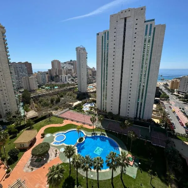 Апартаменты с видом на море и бассейном , 600 м от пляжа, hotel v destinácii Cala de Finestrat