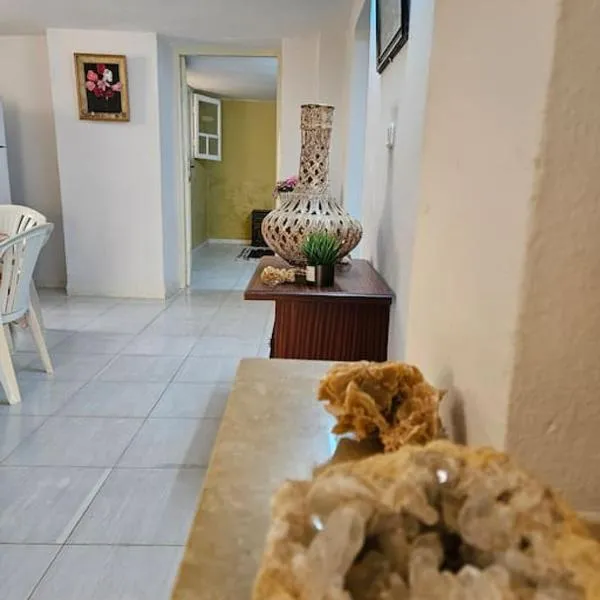 Hadhri Appartement, hotel in Tozeur