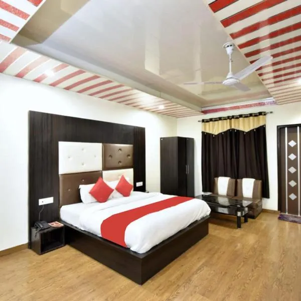 Goroomgo Hotel Dalhousie Grand Banikhet Near Mata Jawala Temple - Luxury Stay - Excellent Service - Parking Facilities, hotel di Lāhri