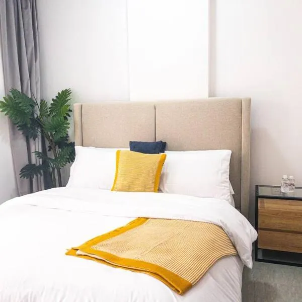 Near Royal Opera, Parking, Hiking trail, hotel v destinaci Muscat