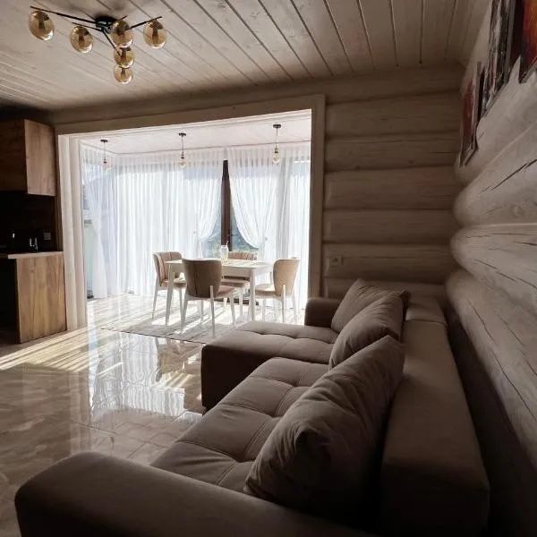 Садиба Кичера та Кичера Еко, hotel v destinaci Mižhirja