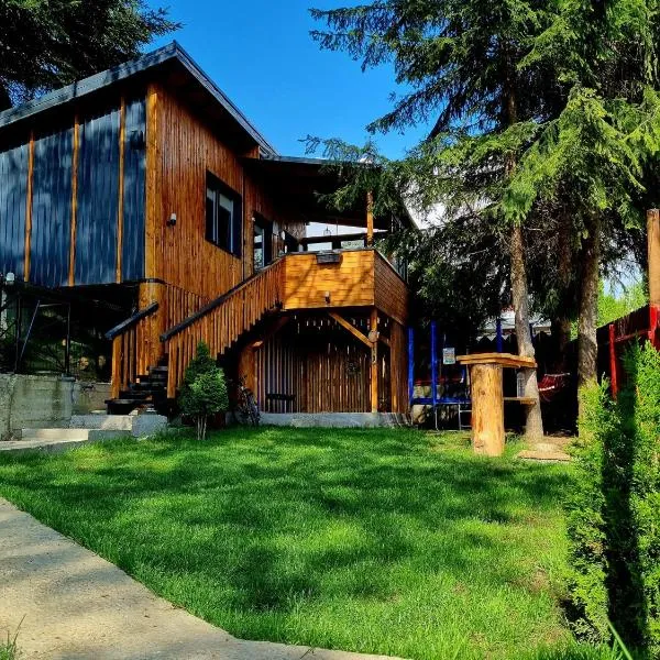 Tiny House Căsuța cocoțată - Valea Doftanei - 2camere, hotel v destinaci Valea Doftanei