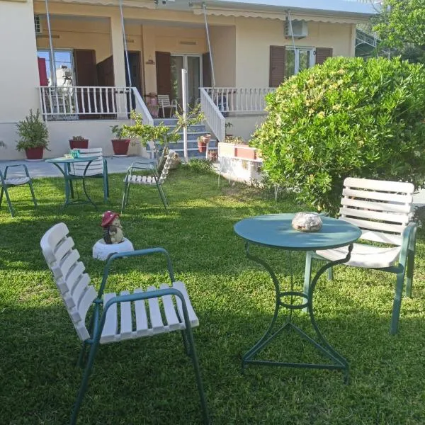 Finikas Rooms, hotel v destinaci Agia Marina Aegina
