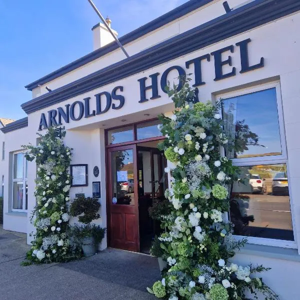 Arnolds Hotel, hotel in Creeslough