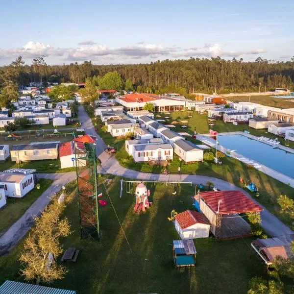 Bungalows Land'shause, hotel u gradu Pedra Do Ouro