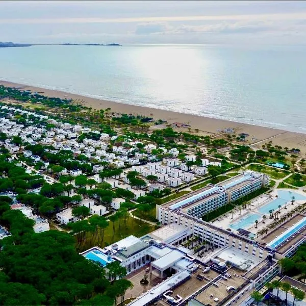 SanPietro Vacation Apartments, hotel in Durrës
