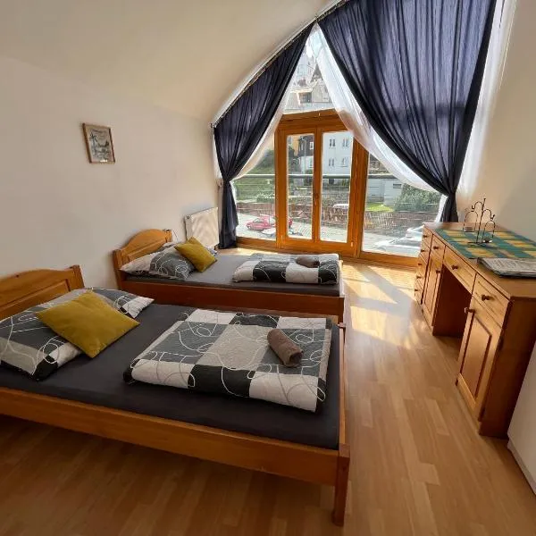 Apartmán s výhledem na zámek I, hotel v destinaci Vimperk
