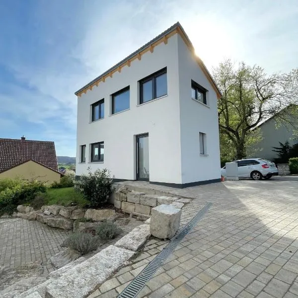 Tiny House Wettelsheim, hotel in Treuchtlingen