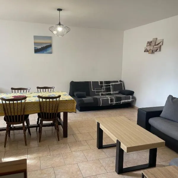 La Maison des vendangeurs, hotel v destinaci Grauves
