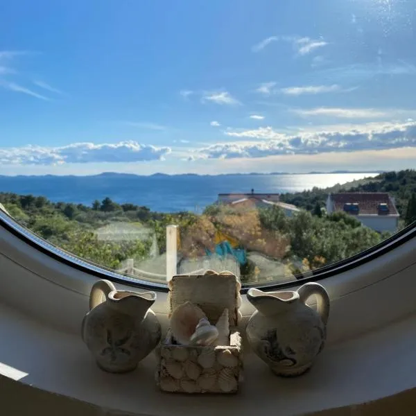 Tessitura Murter apartman，位于穆泰尔岛的酒店